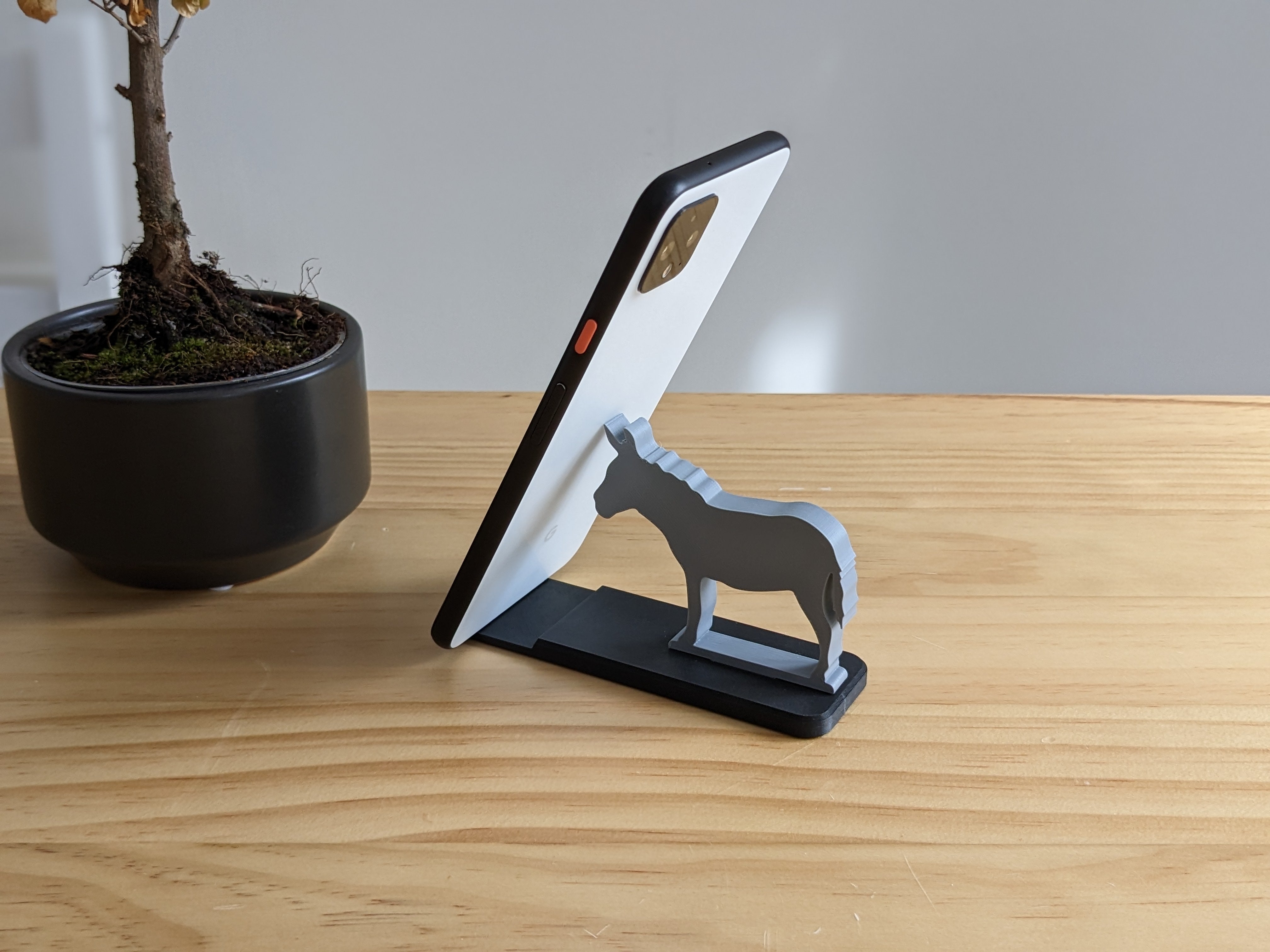 Donkey Using Phone Donkey Phone Holder for holding phones, including cases – maker-AMW